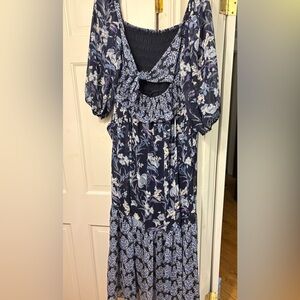Floral patterned bohemian maxi dress